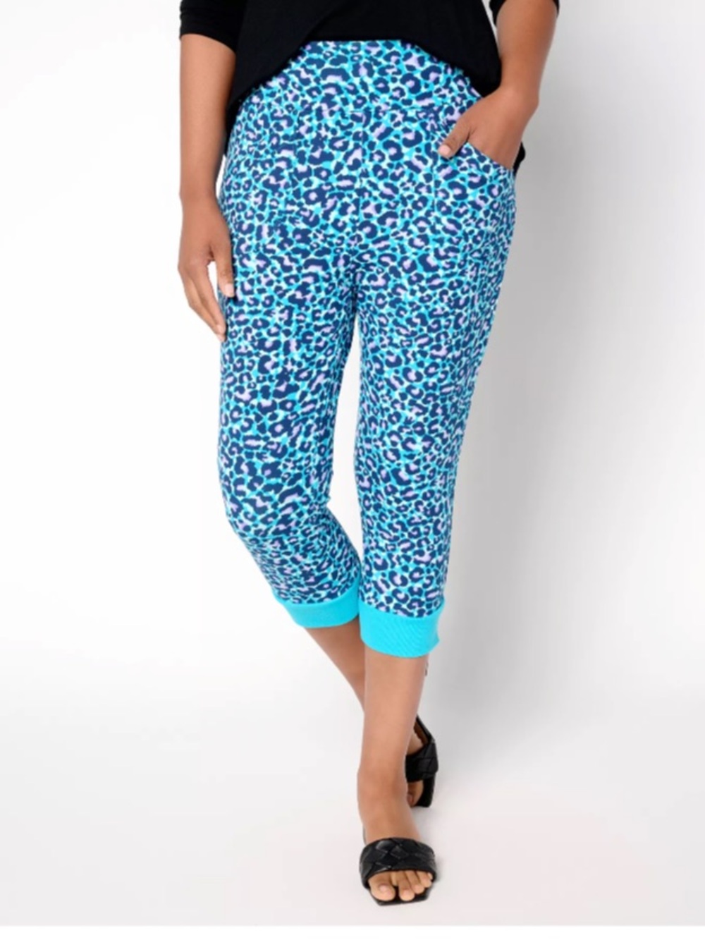 LOGO by Lori Goldstein Knit Capri Pants blue bird size XS petite